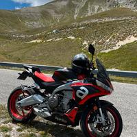 Aprilia Tuono 660
