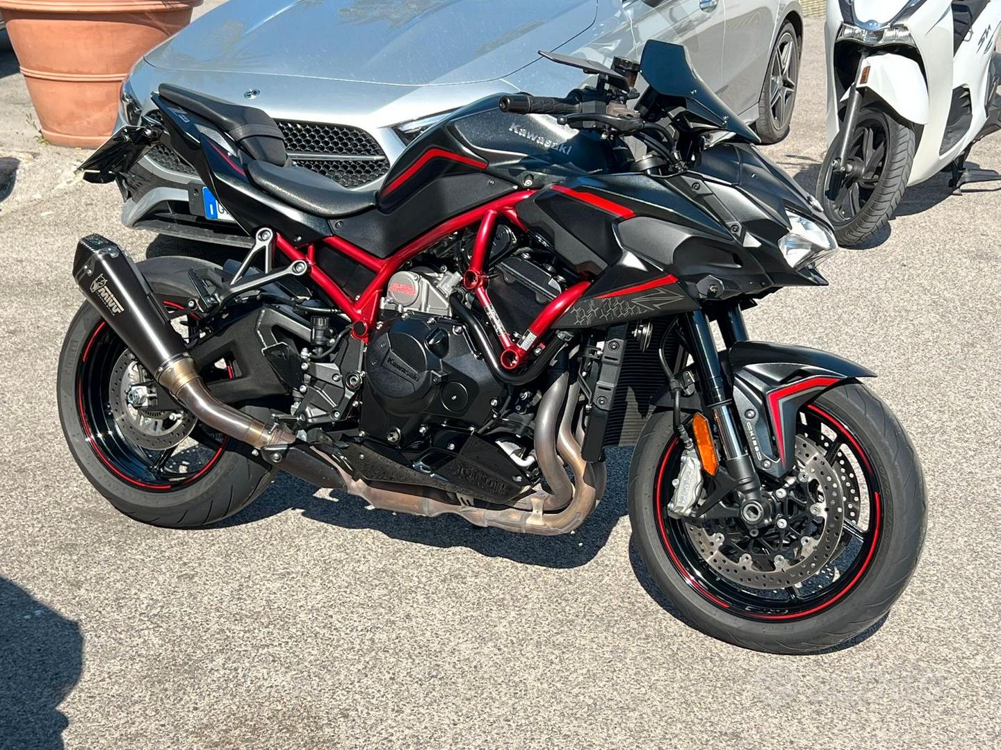 KAWASAKI ZH2 - Moto e Scooter In vendita a Rieti
