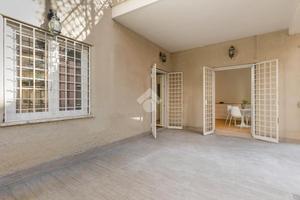 3 LOCALI A ROMA