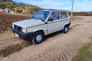 Fiat panda 750