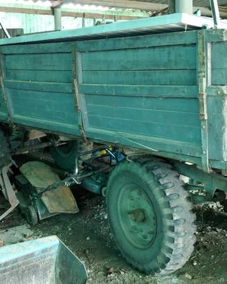 Carro rimorchio agricolo
