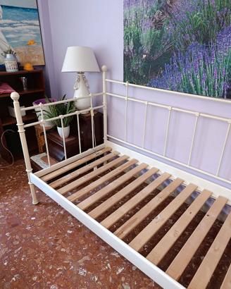Letto singolo in ferro bianco stile provenzale!