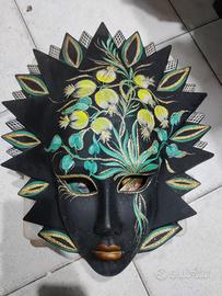 maschere in ceramica fiera di Venezia 