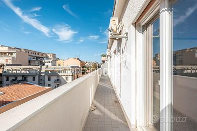 5 Vani di 172 Mq in buona stata M. di Villabianca