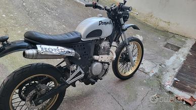 Dominator 650 scrambler