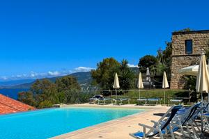 Villetta in residence con piscina