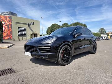Porsche Cayenne 4.8 Turbo tiptronic