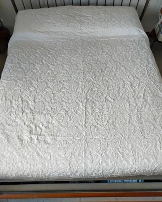 Coperta letto matrimoniale