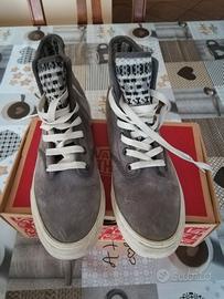 Scarpe VANS alte n.37