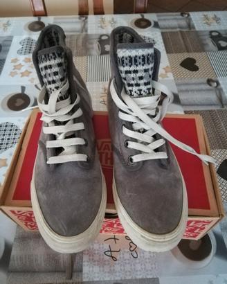 Scarpe VANS alte n.37