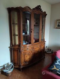 Credenza Vetrina Cristalleria massello intarsiato