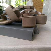 Sandali nuovissimi firmati