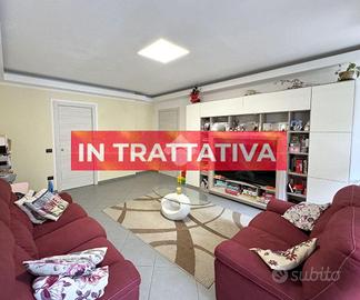 5 LOCALI A BUSSOLENO