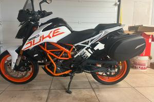 ktm duke 390