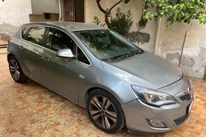 Opel Astra 1.7 CDTI 110 CV Cosmo