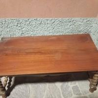 Tavolo in legno 