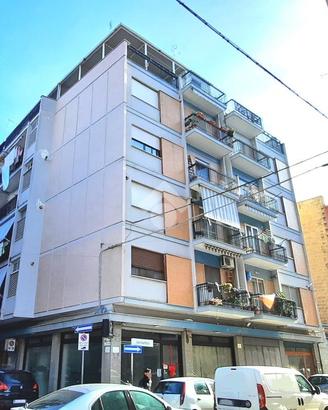 MONOLOCALE A BARLETTA