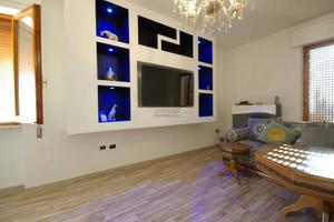 Casa indipendente di 120 m² con 4 locali e box aut