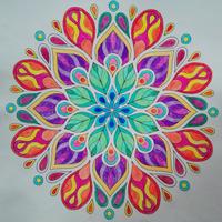 mandala colorato a mano 