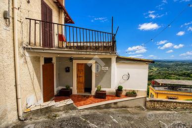 3 LOCALI A POGGIO MIRTETO