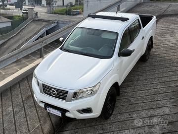 Nissan Navara 2.3 dCi 4WD Double Cab Manuale