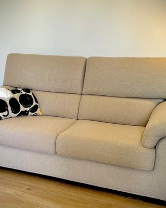 Divano due posti beige