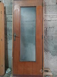 2porte legno chiaro con vetro e senza 