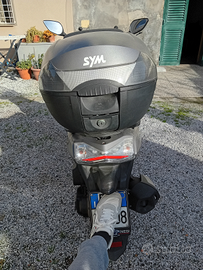 Scooter sym 200