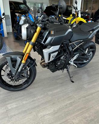 SUZUKI GSX-8T gsx800t