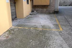 Posto auto via Carpison 4, Trieste