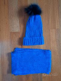 Set sciarpa + cappello nuovi con confezione