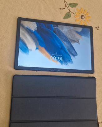 Samsung Galaxy Tab A8 10.5” 64GB + Cover