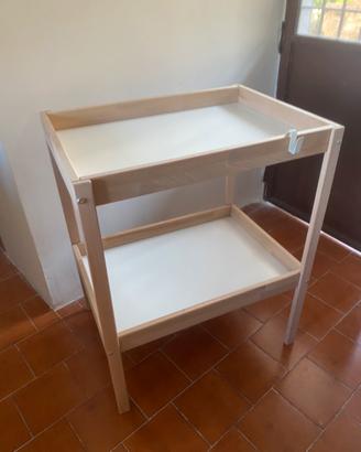 Fasciatoio ikea pari al nuovo con cuscino