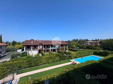 2 LOCALI A PESCHIERA DEL GARDA