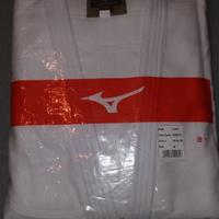 Judogi 
Modello Yusho IJF  White Mizuno