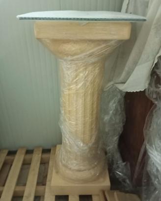 Colonna in gesso