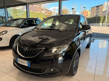 Lancia Ypsilon 1.0 FireFly 5 porte S&S Hybrid Gold