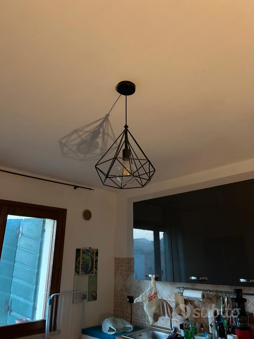 Lampadario industrial Leroy Merlin con lampada Arredamento e