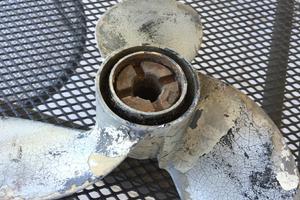 Elica x motore 25 envinrude vecchio mod