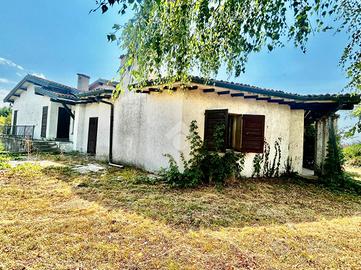VILLA SINGOLA A LOMAGNA