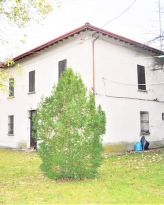 Villa di 433 m² con più di 5 locali e box auto dop