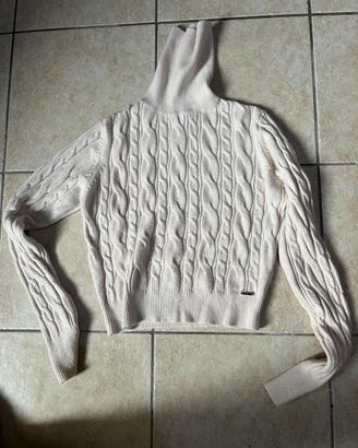 2 maglioni e un completo