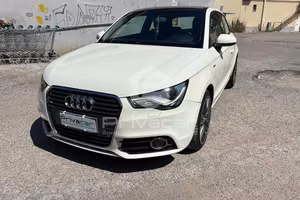 AUDI A1 1.6 TDI S tronic Ambition