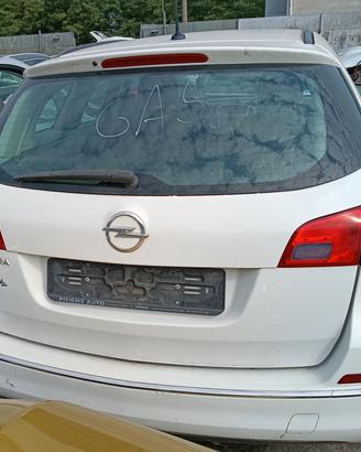 POSTERIORE COMPLETO OPEL ASTRA 2012 PER RICAMBI