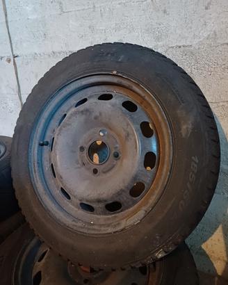 Cerchioni in ferro a 4 fori