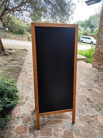Lavagna in legno per gesso a  cavalletto