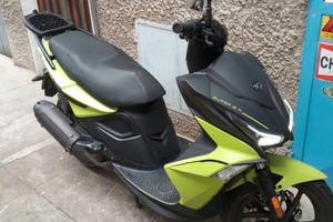  scooter 50 kymko super 8,4 tempi