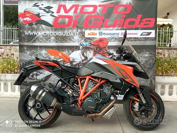 KTM 1290 Super Duke GT 2016