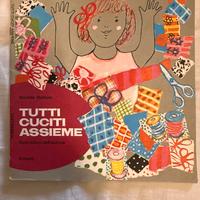 Tantibambini Tutti cuciti assieme