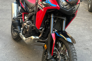 Africa twin 1100 automatica